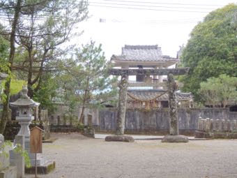 神社の鳥居